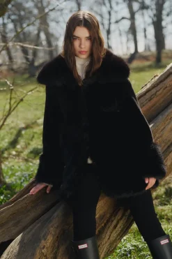 Anna fake fur jacket