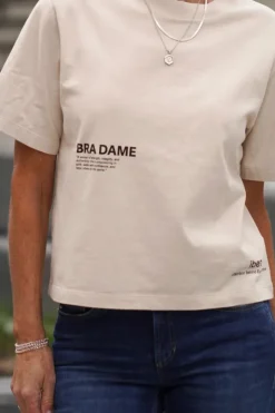Bra dame tee