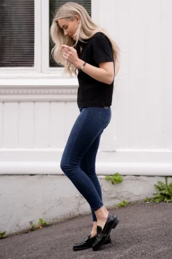 Celia leia beat jeans