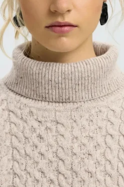 Land ls knit cable roll neck