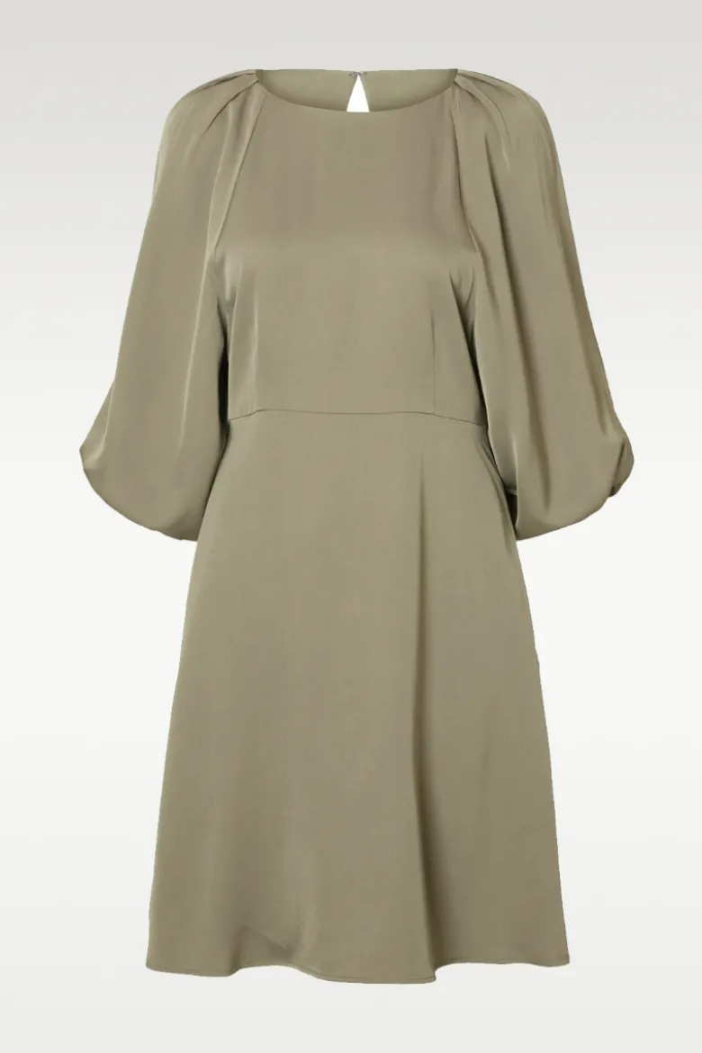 Laurina 3/4 Short open back dress