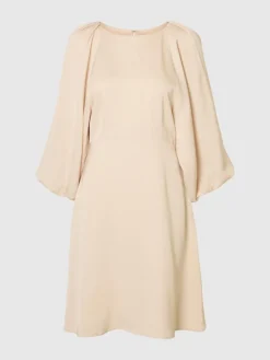 Laurina 3/4 Short open back dress