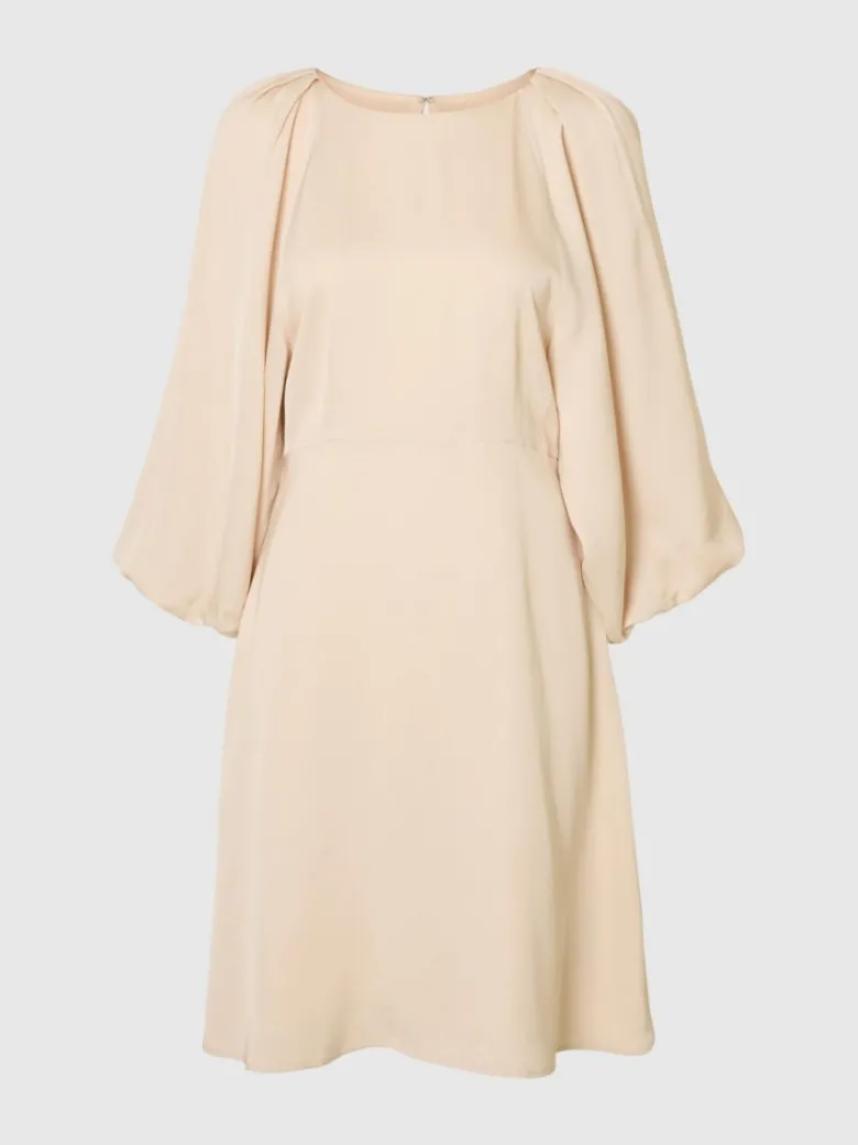Laurina 3/4 Short open back dress