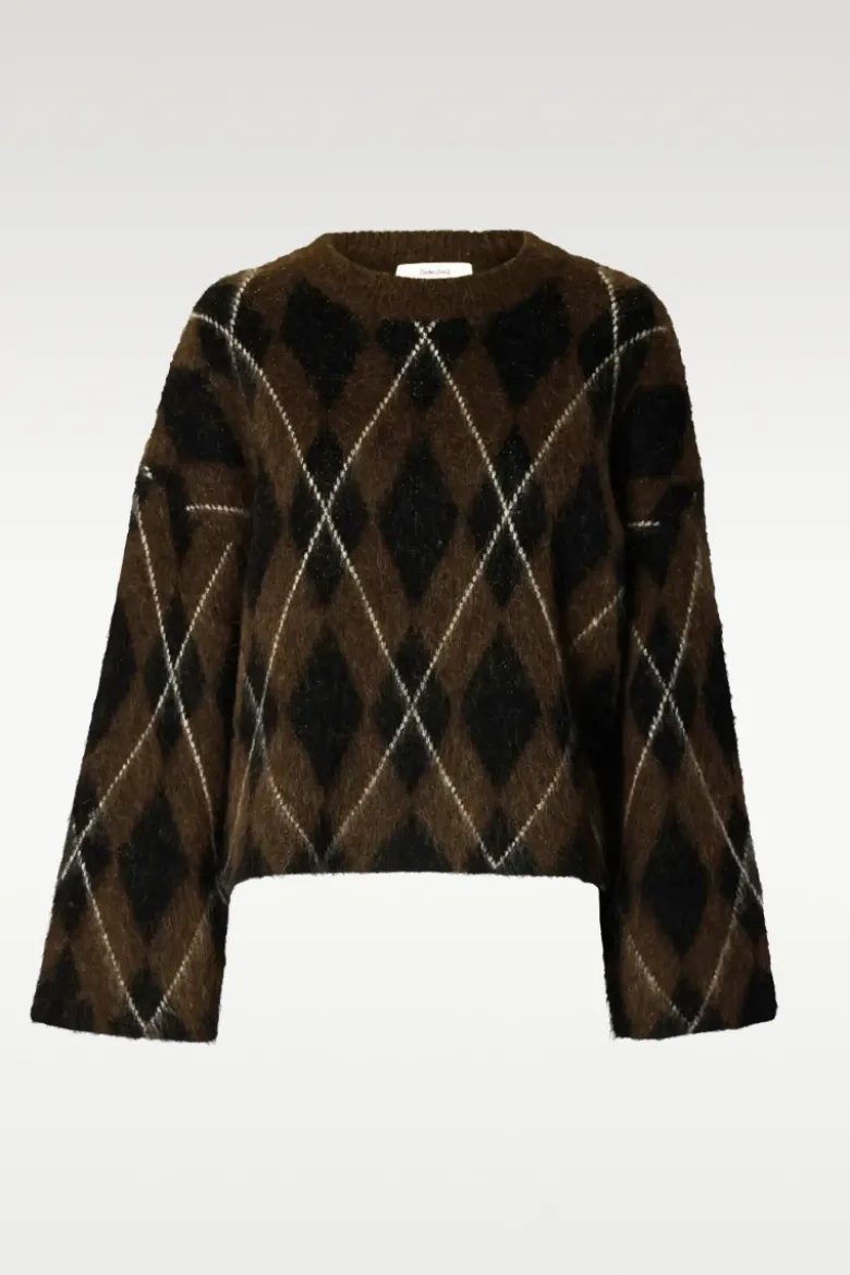 Lulu brushed argyle knit o-neck