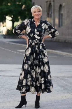 Maria Dress Blue Garden