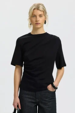 Oline light twist tee