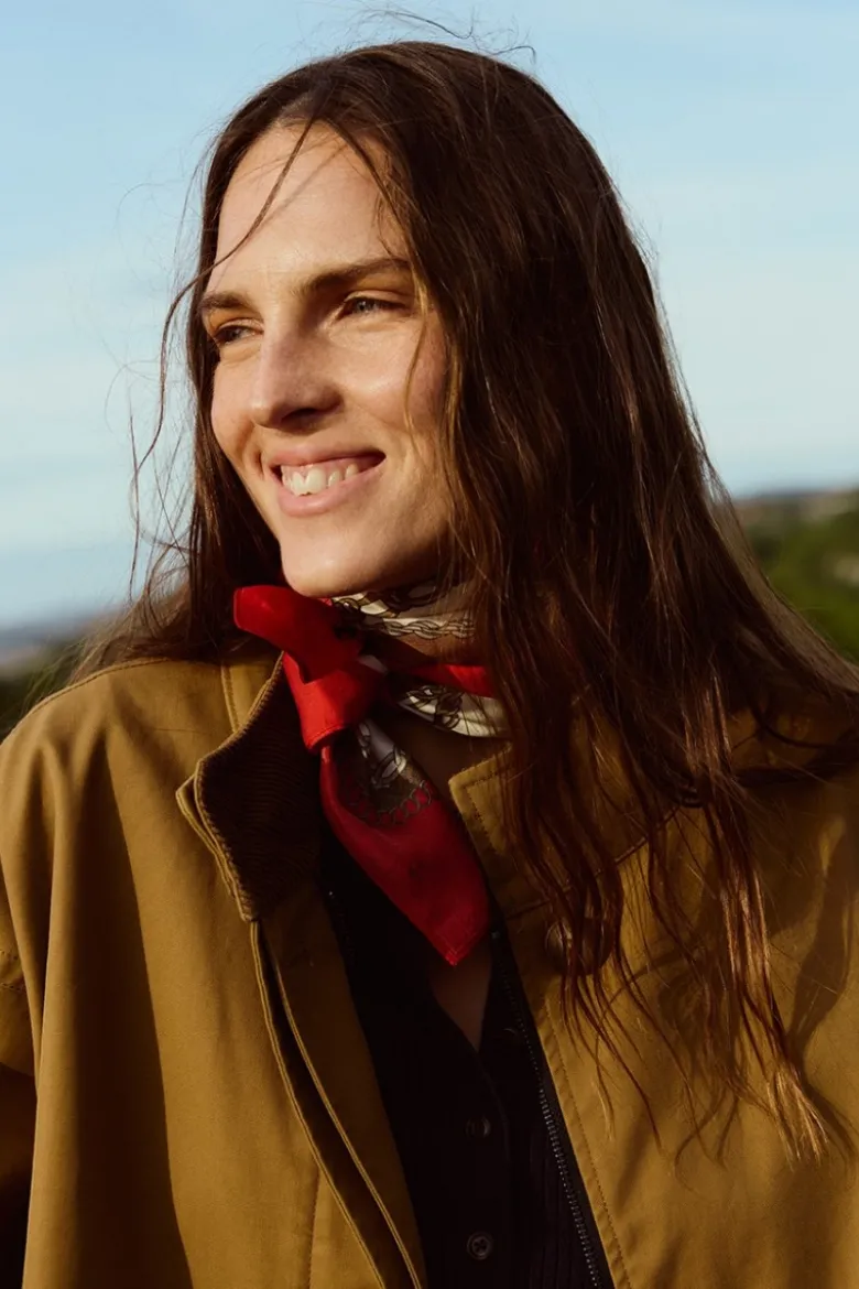 Rebel Scarf - One S