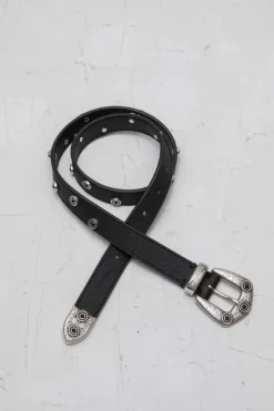 Stud belt